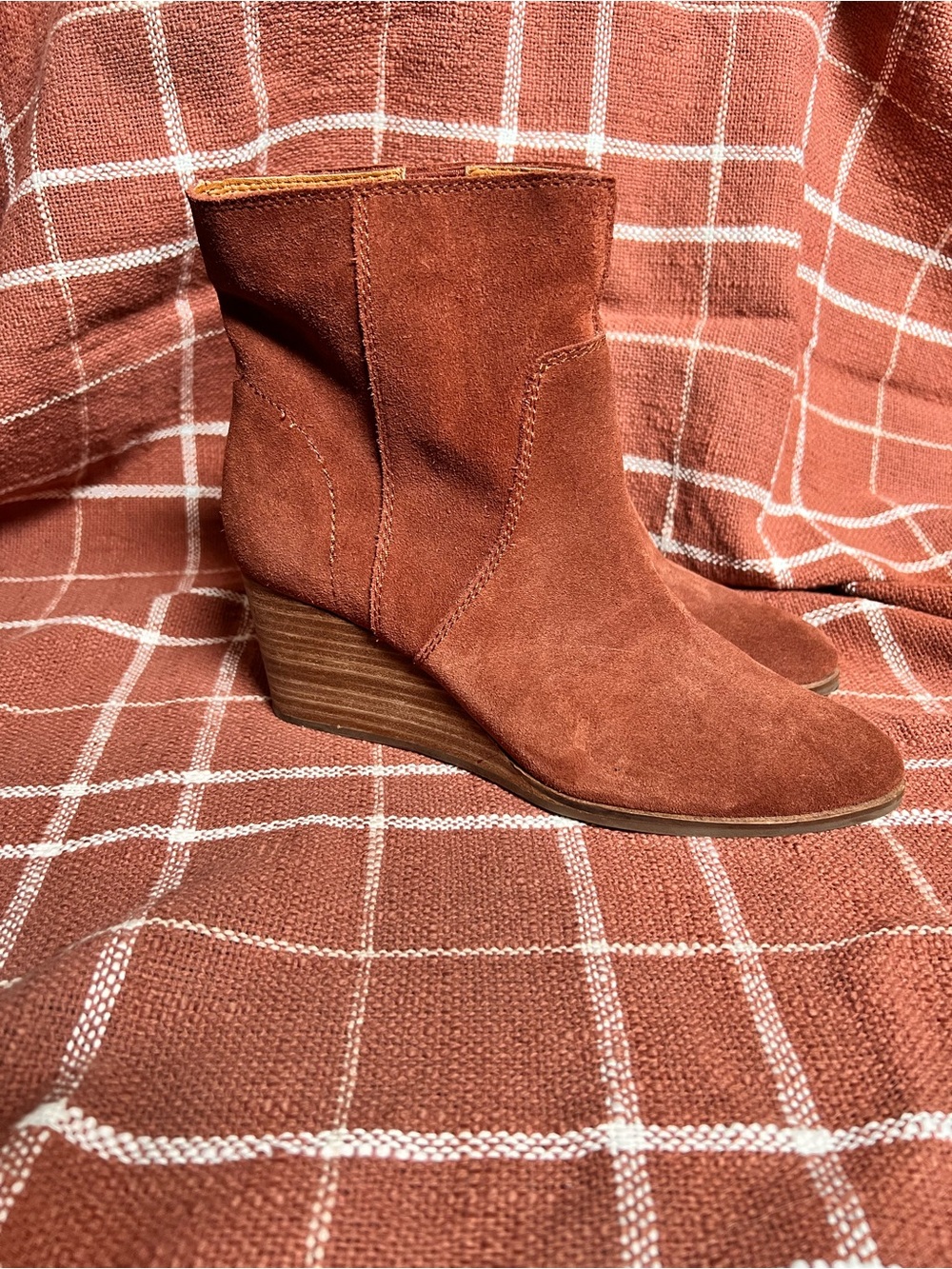 Lucky Brand Rust Suede Wedge Ankle Boots